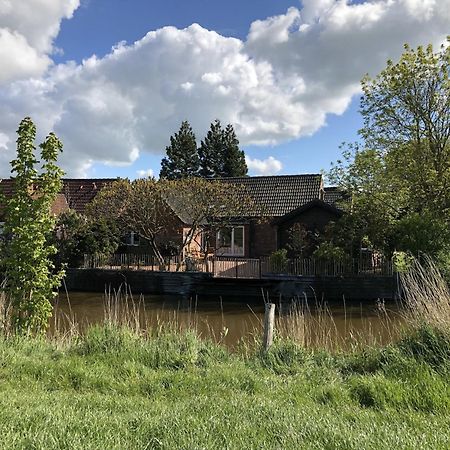 Haus "Am Kanal" Villa Krummhörn Eksteriør bilde